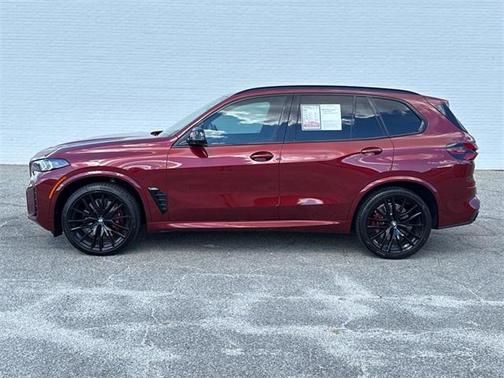 2024 BMW X5 M60i