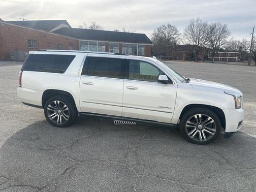 2020 GMC Yukon XL Denali