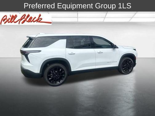 Summit White 2024 Chevrolet Traverse LS