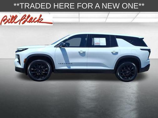 Summit White 2024 Chevrolet Traverse LS