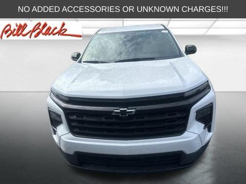 Summit White 2024 Chevrolet Traverse LS