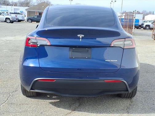 2023 Tesla Model Y Long Range Dual Motor All-Wheel Drive