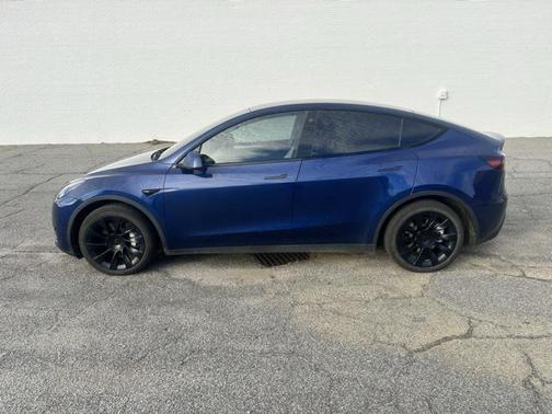 2023 Tesla Model Y Long Range Dual Motor All-Wheel Drive
