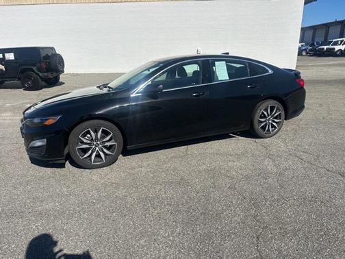 2020 Chevrolet Malibu FWD RS