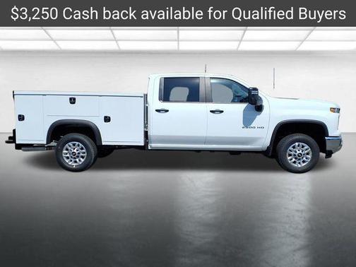 Summit White 2026 Chevrolet Silverado 2500 WT