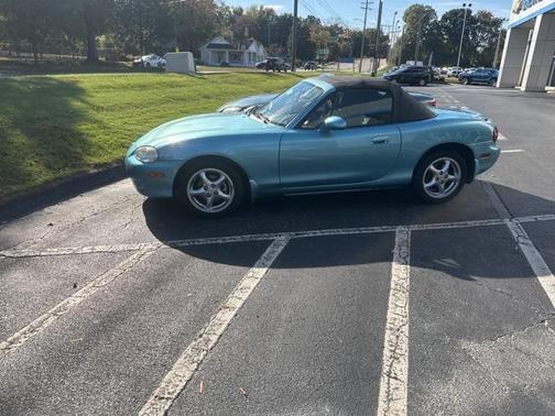 2001 Mazda MX-5 Miata Base