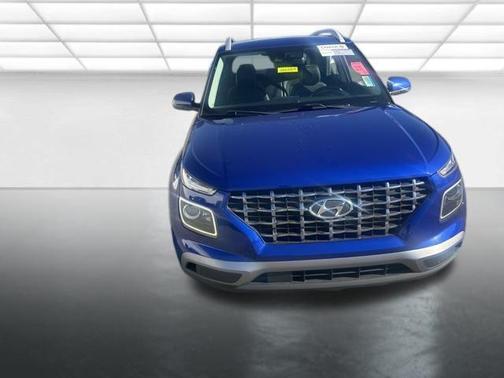 2022 Hyundai VENUE Limited