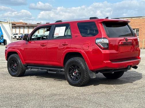 2022 Toyota 4Runner SR5