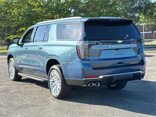 2025 Chevrolet Suburban Premier