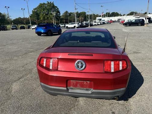 2010 Ford Mustang Base