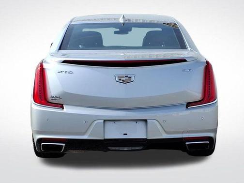 Radiant Silver Metallic 2018 Cadillac XTS Premium Luxury