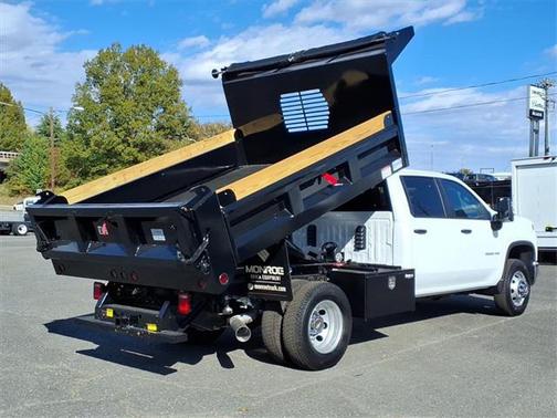 2025 Chevrolet Silverado 3500 WT