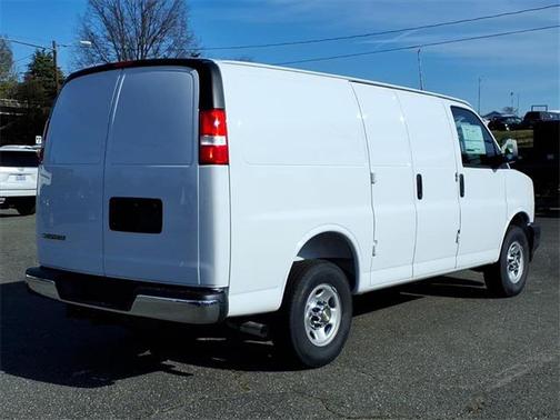 2025 Chevrolet Express 2500 RWD 2500 Regular Wheelbase WT