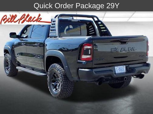 Diamond Black Crystal Pearlcoat 2022 RAM 1500 TRX