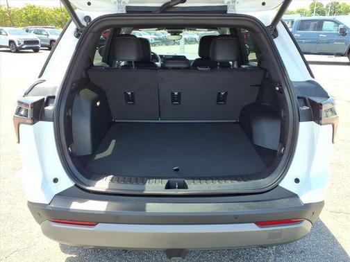 Summit White 2026 Chevrolet Equinox 1LT