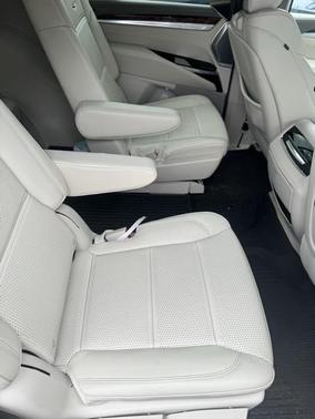 2025 Cadillac Escalade Premium Luxury Platinum