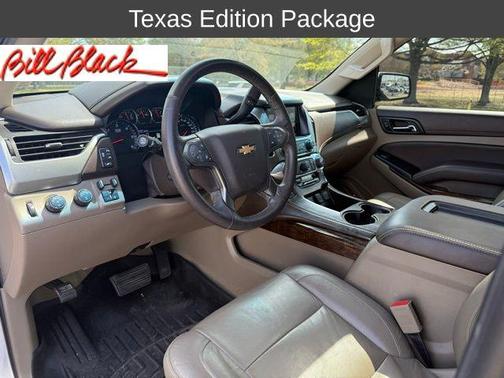 Silver Ice Metallic 2018 Chevrolet Suburban LT