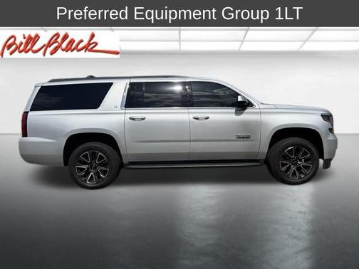 Silver Ice Metallic 2018 Chevrolet Suburban LT