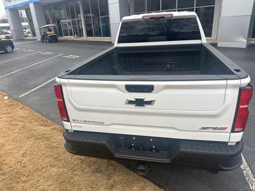 2024 Chevrolet Silverado 2500 4WD Crew Cab Standard Bed ZR2