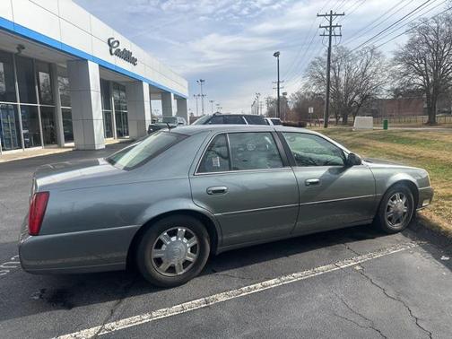 2005 Cadillac DeVille Base