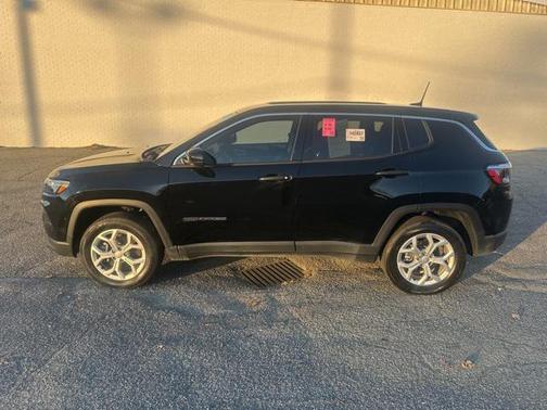 2024 Jeep Compass Sport
