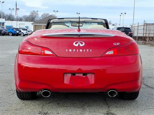 2010 INFINITI G37 Base