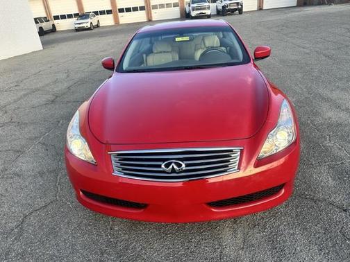 2010 INFINITI G37 Base