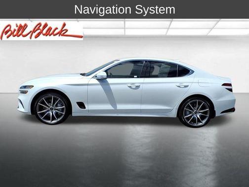 Uyuni White 2025 Genesis G70 2.5T RWD