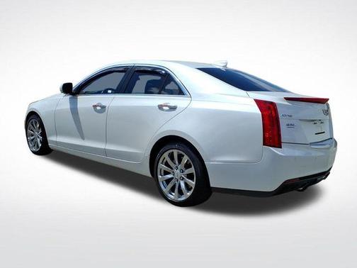 Crystal White Tricoat 2017 Cadillac ATS 2.0L Turbo Luxury