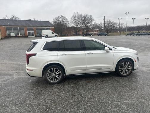 2020 Cadillac XT6 Premium Luxury FWD