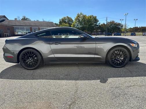 2017 Ford Mustang GT Premium