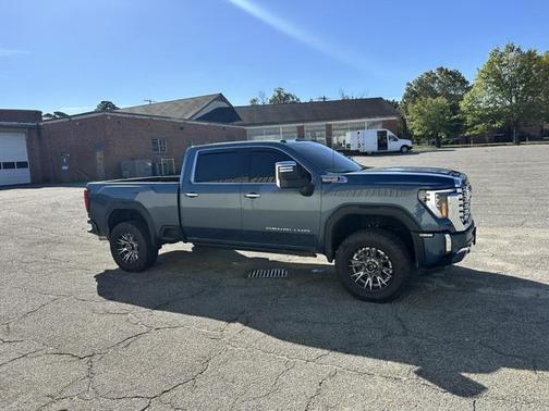 2025 GMC Sierra 2500 Denali
