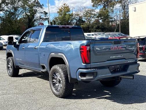 2025 GMC Sierra 2500 Denali