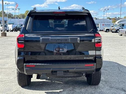 2025 Toyota 4Runner TRD Off Road