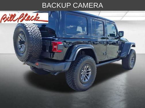 Black Clearcoat 2024 Jeep Wrangler Rubicon 392