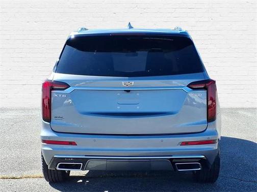 2025 Cadillac XT6 Premium Luxury FWD