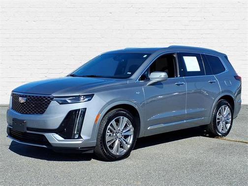 2025 Cadillac XT6 Premium Luxury FWD