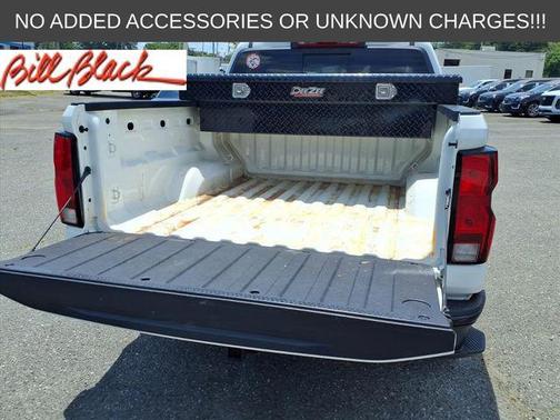 Summit White 2023 Chevrolet Colorado WT