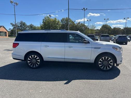 2018 Lincoln Navigator L Select