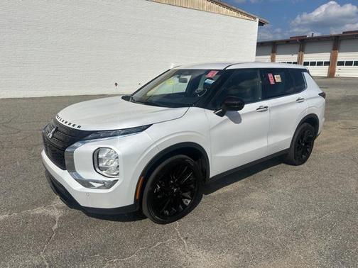 2023 Mitsubishi Outlander SE 2.5 2WD