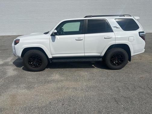 2021 Toyota 4Runner TRD Off Road
