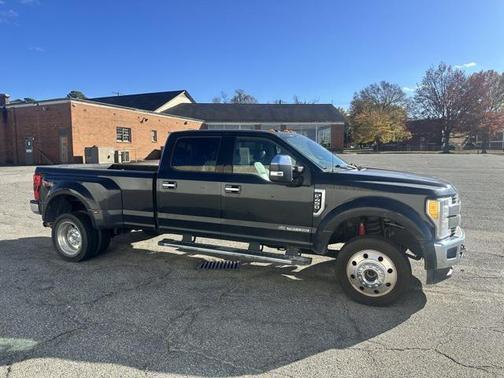 2017 Ford F-450 Lariat