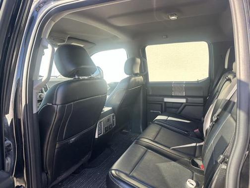 2017 Ford F-450 Lariat