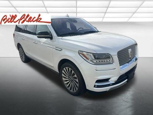 White Platinum Metallic Tri-Coat 2019 Lincoln Navigator L Reserve