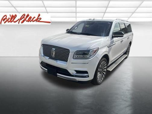 White Platinum Metallic Tri-Coat 2019 Lincoln Navigator L Reserve