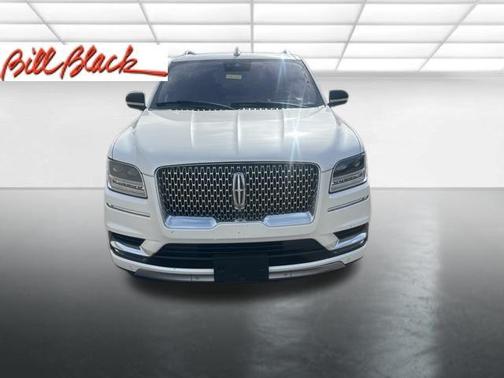 White Platinum Metallic Tri-Coat 2019 Lincoln Navigator L Reserve
