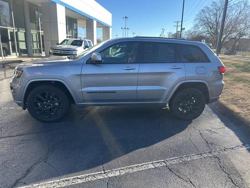 2019 Jeep Grand Cherokee Altitude