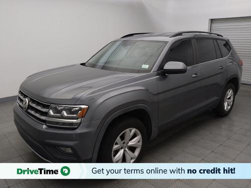 Platinum Gray Metallic 2020 Volkswagen Atlas 2.0T SE