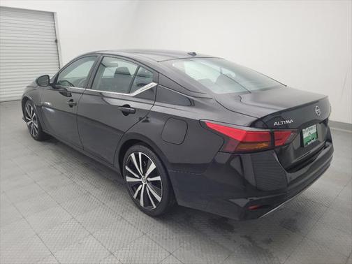 2022 Nissan Altima SR FWD