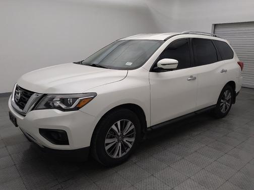 2019 Nissan Pathfinder SL